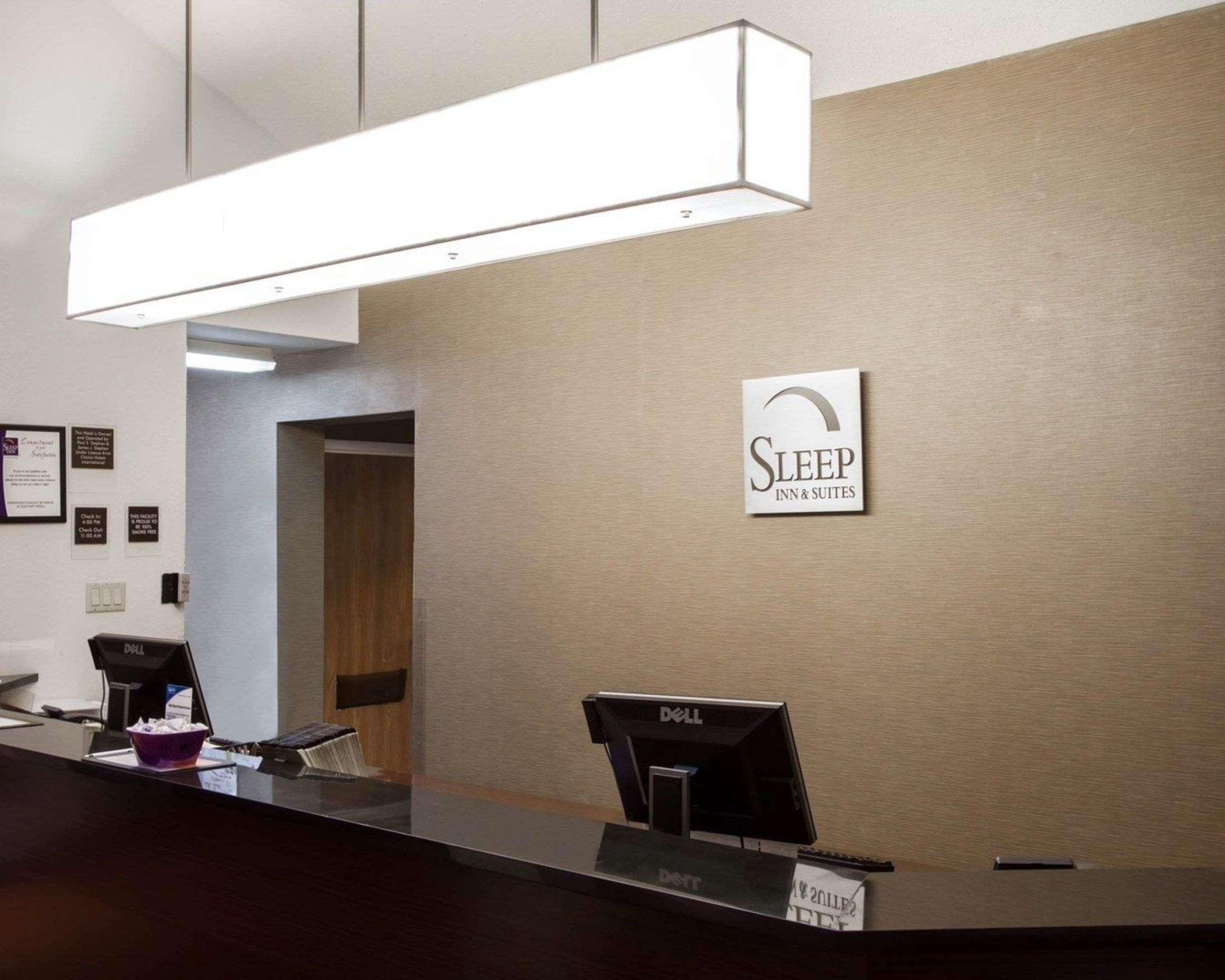 Sleep Inn & Suites Buffalo Airport Cheektowaga Exterior photo